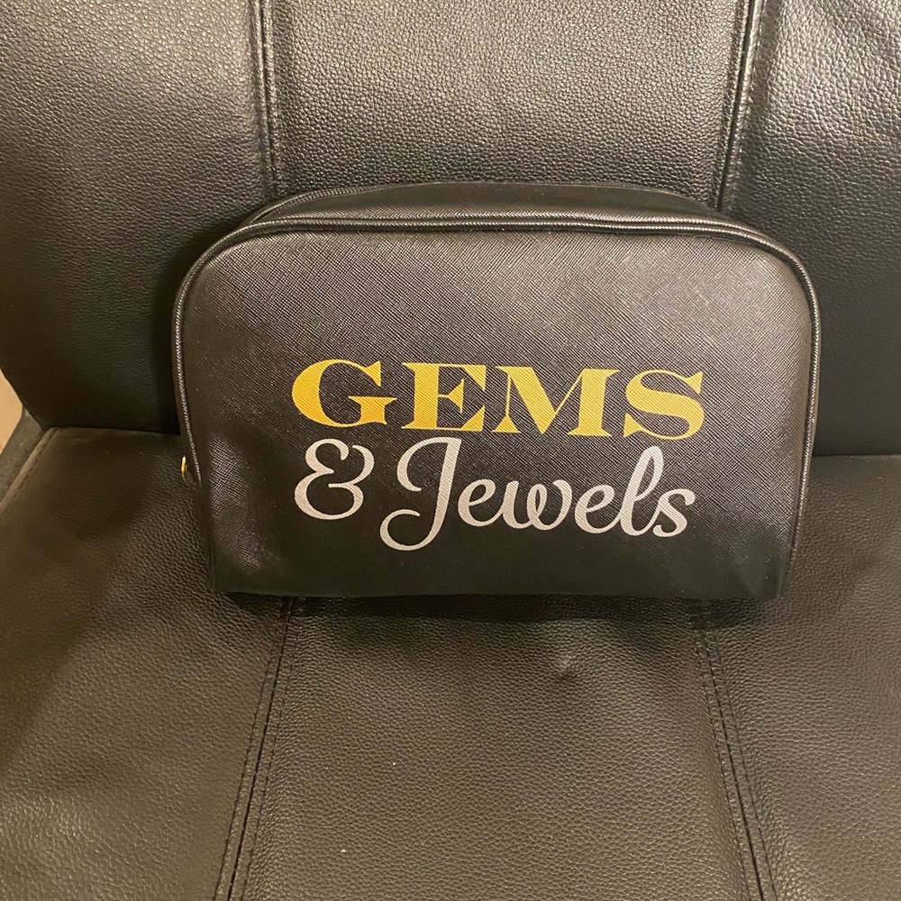 Make up pouch